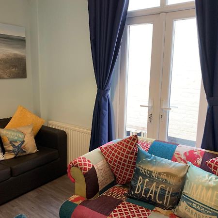 אקסמות' Ground Floor Apartment מראה חיצוני תמונה