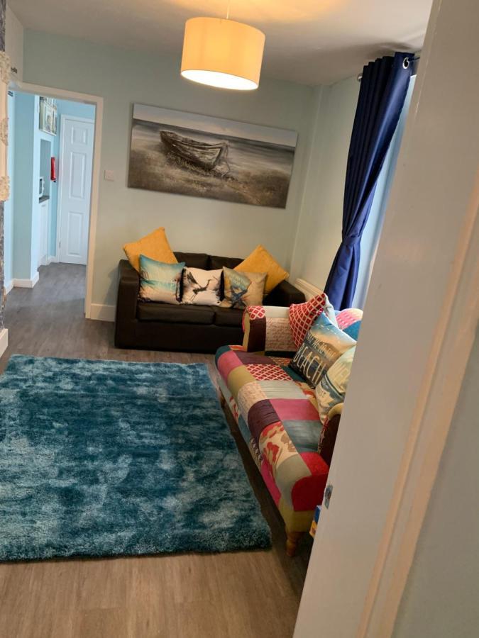 אקסמות' Ground Floor Apartment מראה חיצוני תמונה